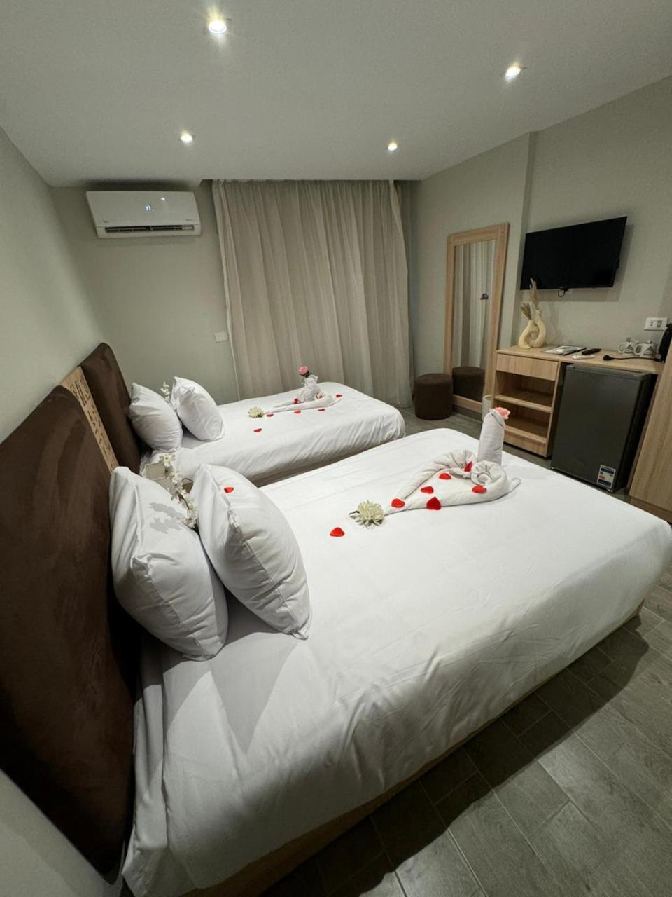 Khufu Pyramids Inn Nazlet el-Sîsi Dış mekan fotoğraf
