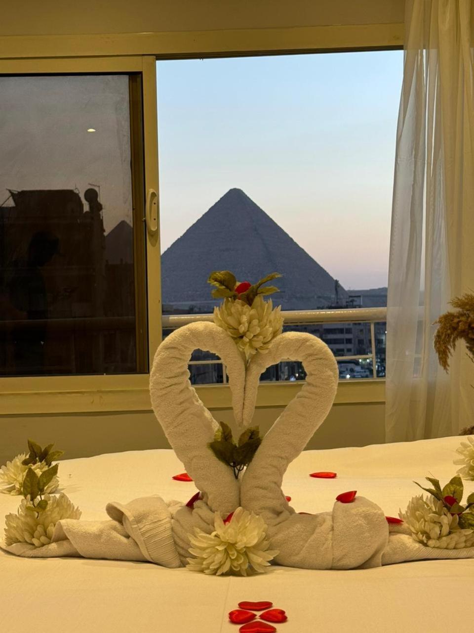 Khufu Pyramids Inn Nazlet el-Sîsi Dış mekan fotoğraf