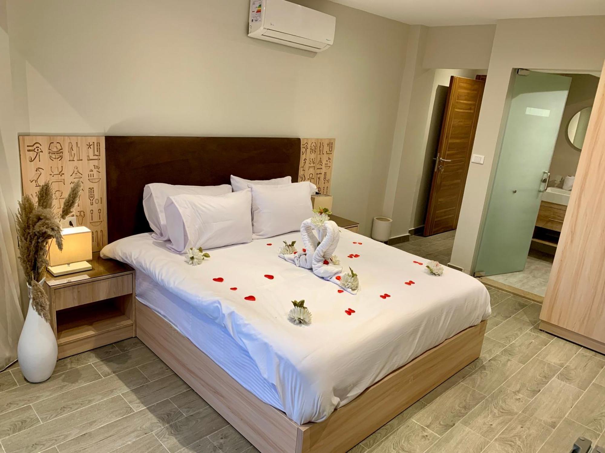 Khufu Pyramids Inn Nazlet el-Sîsi Dış mekan fotoğraf